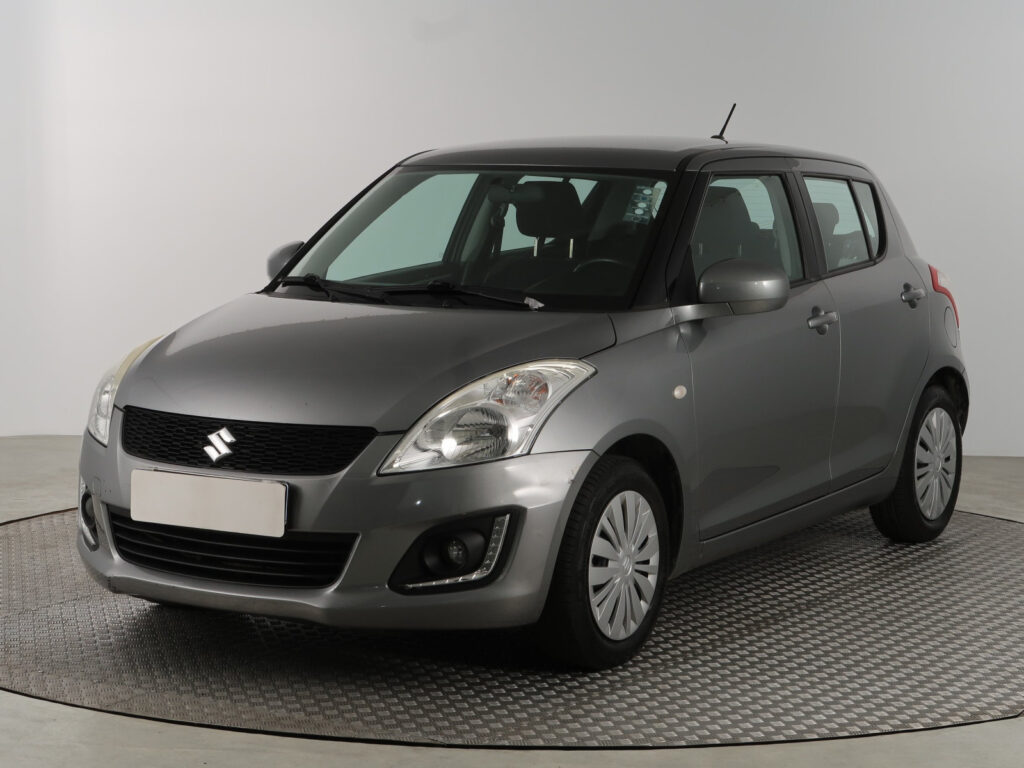 Suzuki Swift,2015